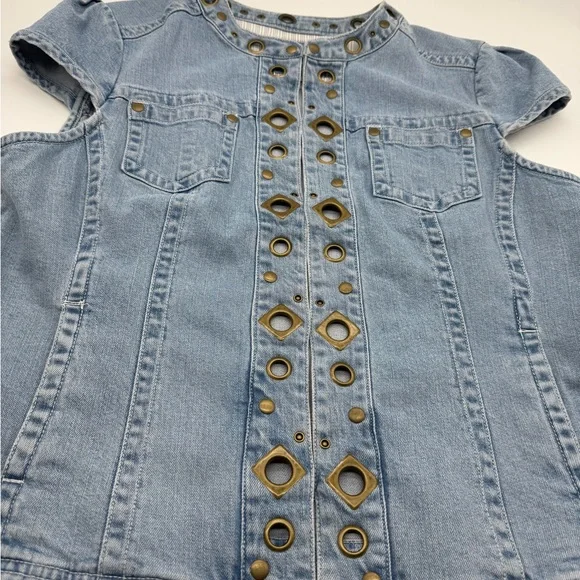 Live a Little Blue Denim Top Grommets Studs Pockets Cap Sleeve‎ Large - Picture 4 of 11